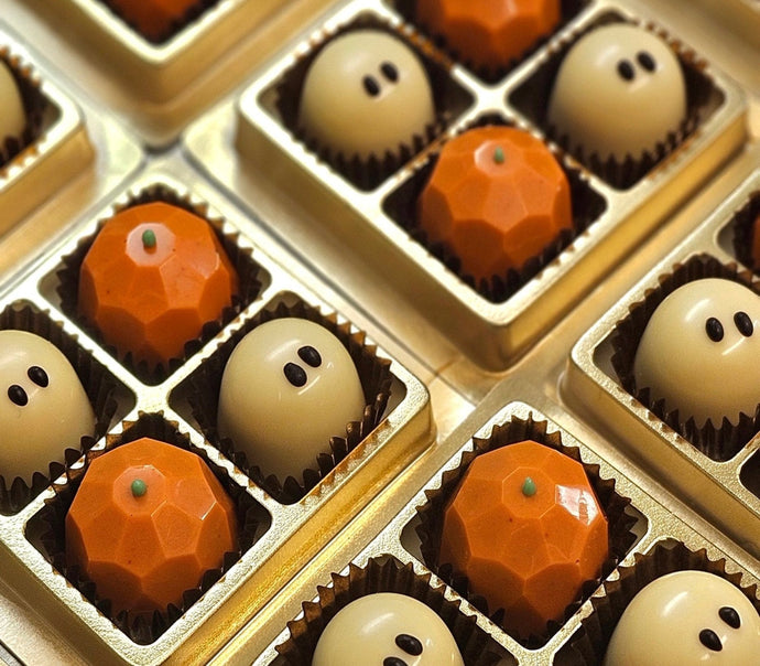 4-bitars halloweenpralinask