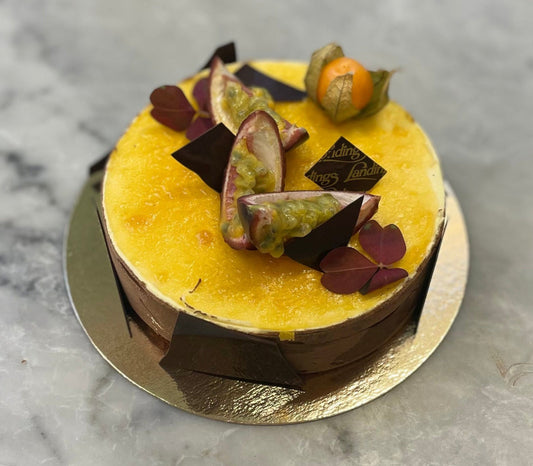 Passion- och chokladmoussetårta